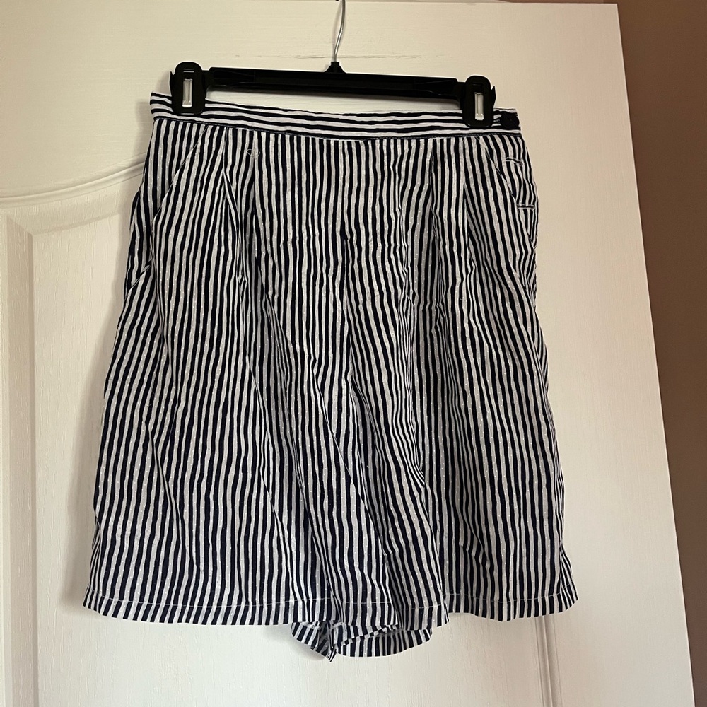 2 for $20 - Jaclyn Smith’s Black and White Striped Skirt